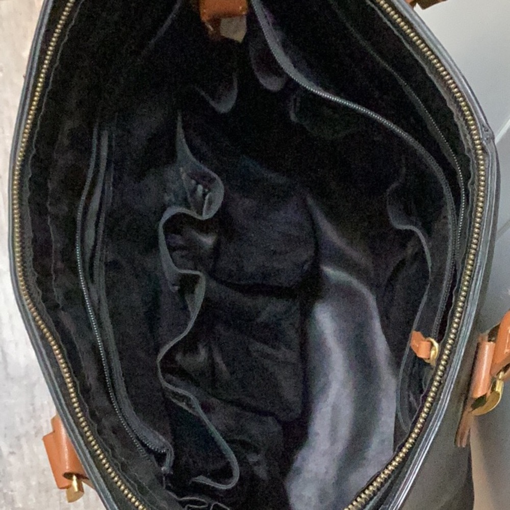 Joy & Iman black leather purse w/matching crossbody on the go bag. - Picture 4 of 8